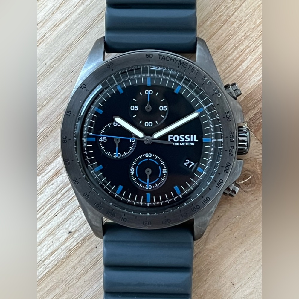 Fossil Chronograph Men’s Watch Black Dial Blue Markers Blue Silicone Strap - Picture 3 of 15
